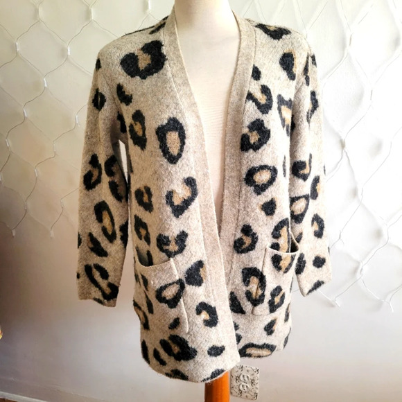 Leopard Print Open Cardigan Sweater / Size 2-4 - Picture 1 of 4